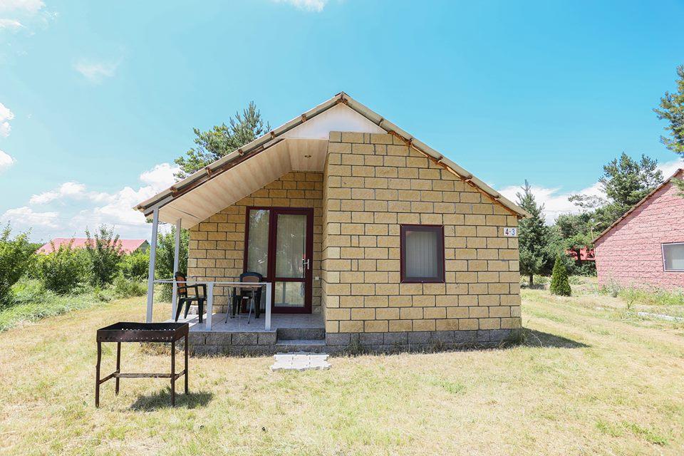 luxury-rest-cottage-sevan-summer-2018