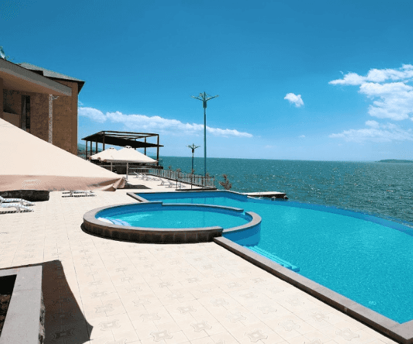 hangist-zexchov-hyuranoc-qotej-sevan-up-inn-hotel