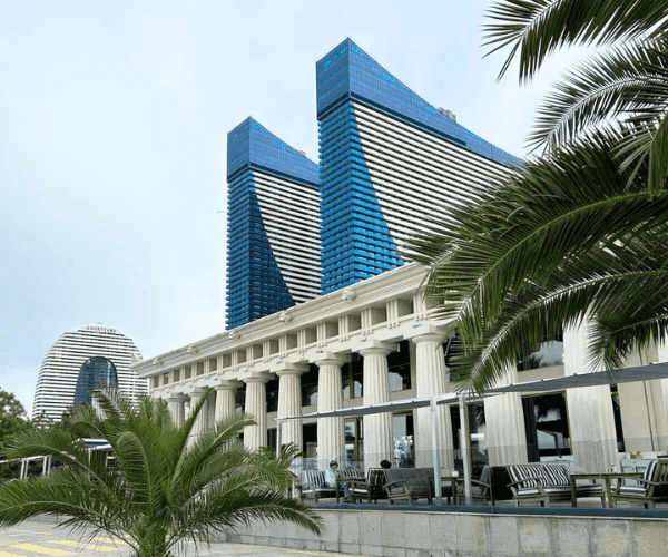 hotel-orbi-city-batumi-vrastan-tour-patet-zexchov