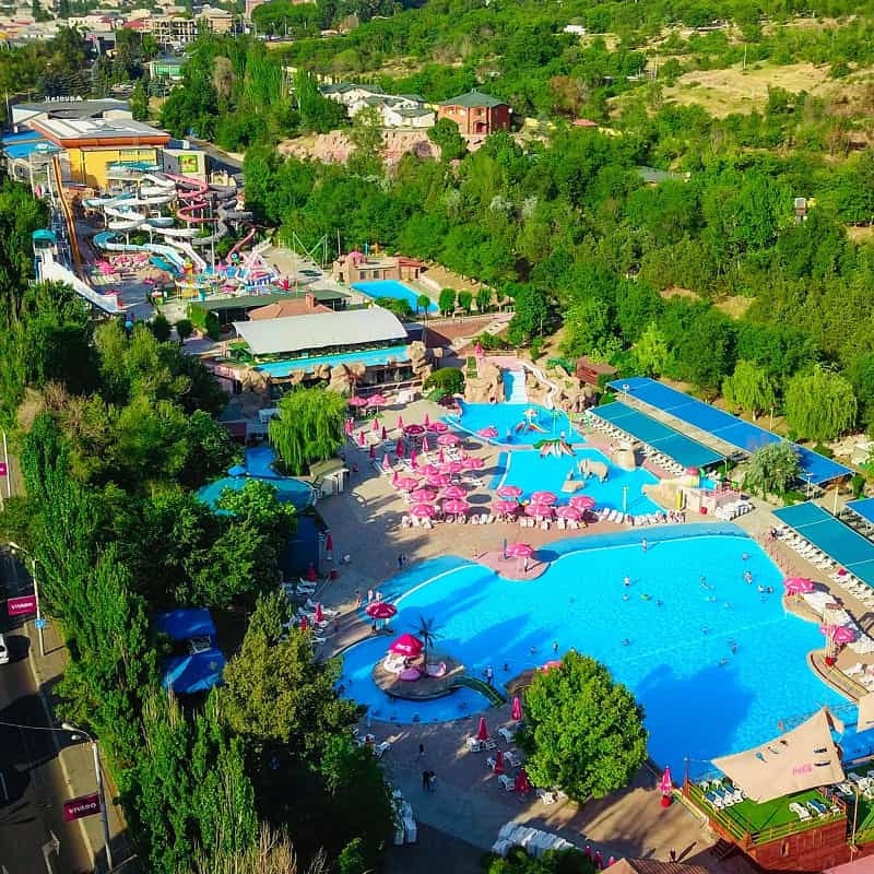 ջրաշխարհ-ամառ-բաց-լողավազան-մուտք-զեղչի-կտրոնով
