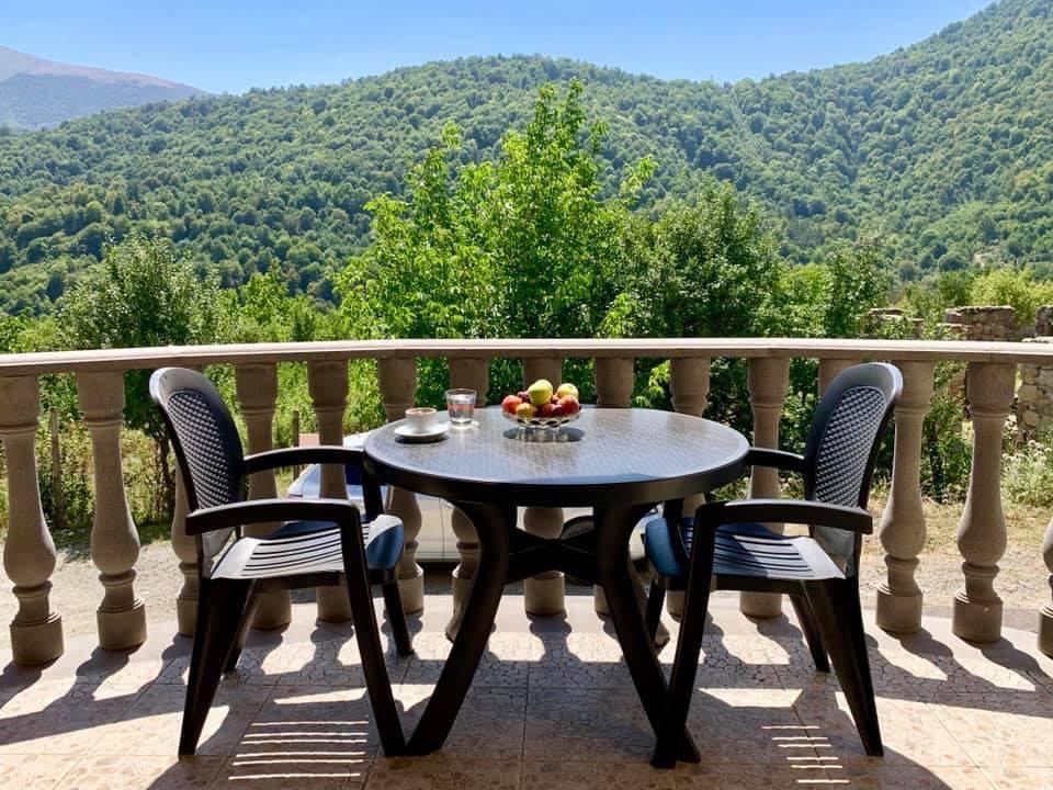 family-and-friends-guesthouse-dilijan