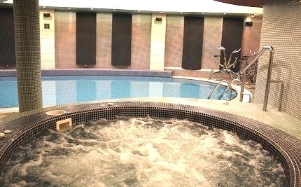 prolife-fitness-and-spa-pool-gym-sauna