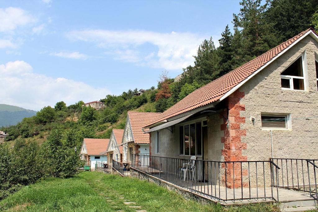 toms-house-dilijan-hangist