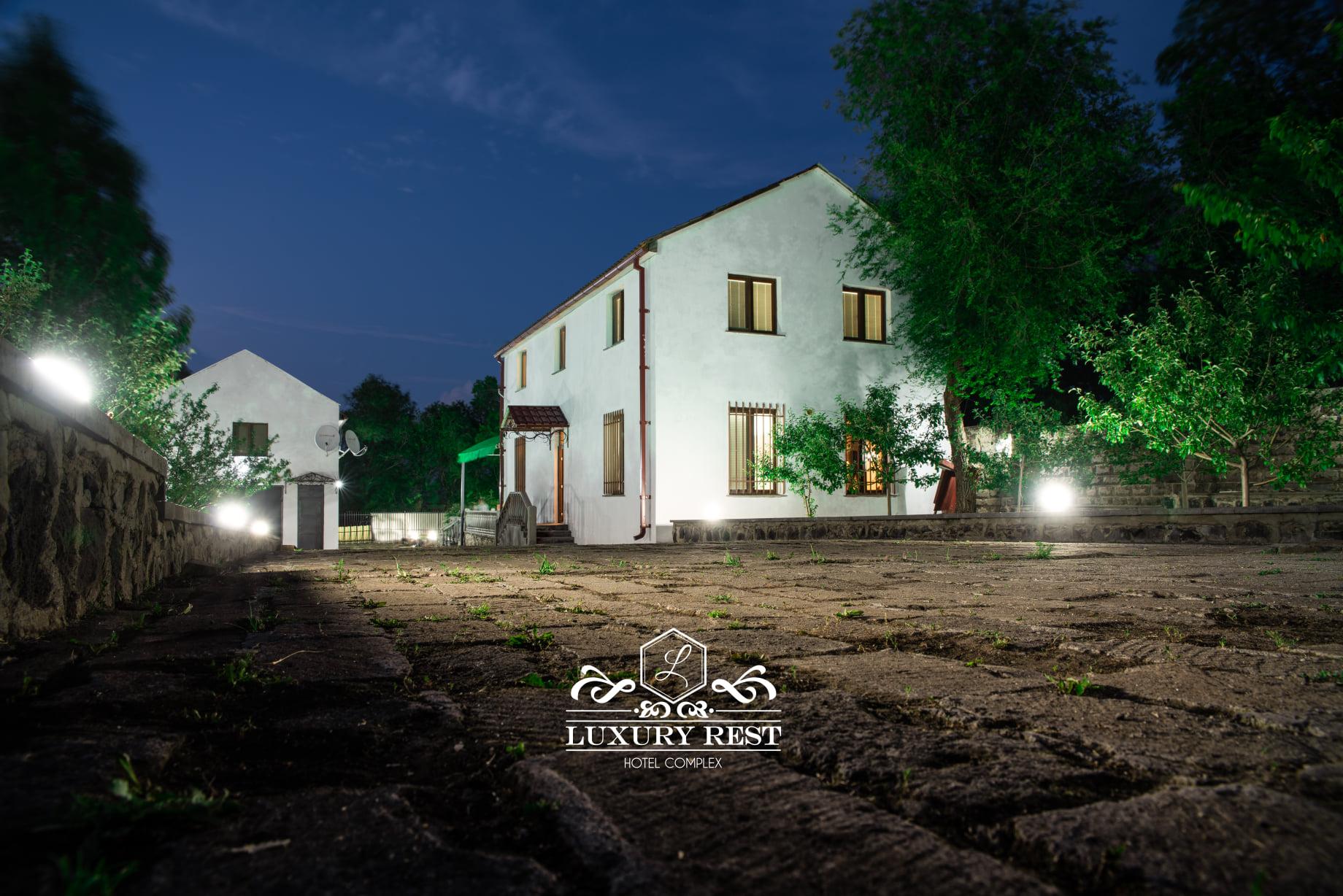 luxury-rest-sevan-hangist