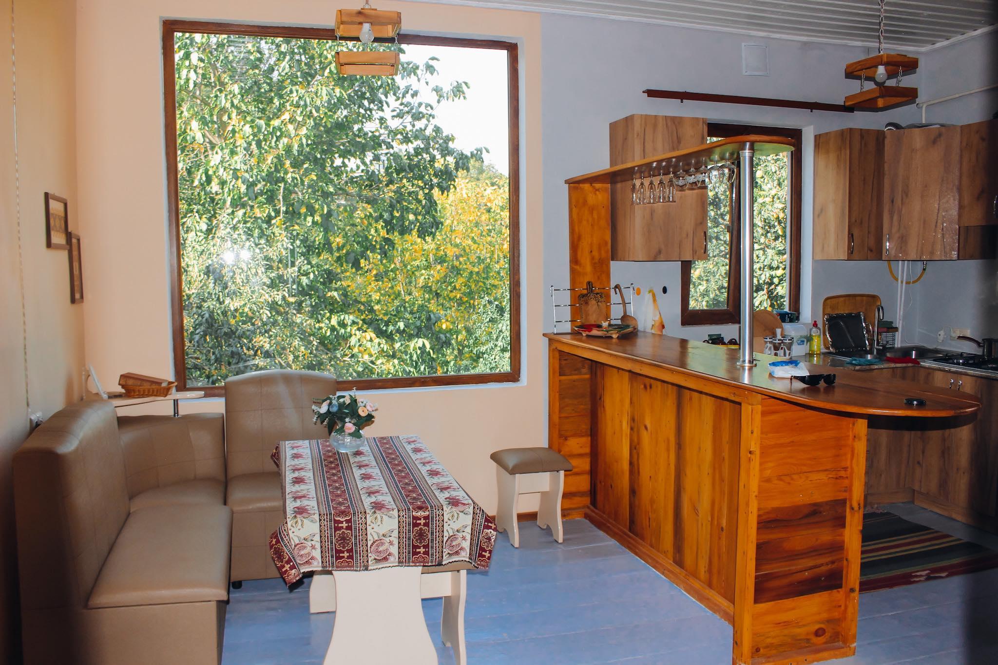 tati-toon-guest-house-dilijan