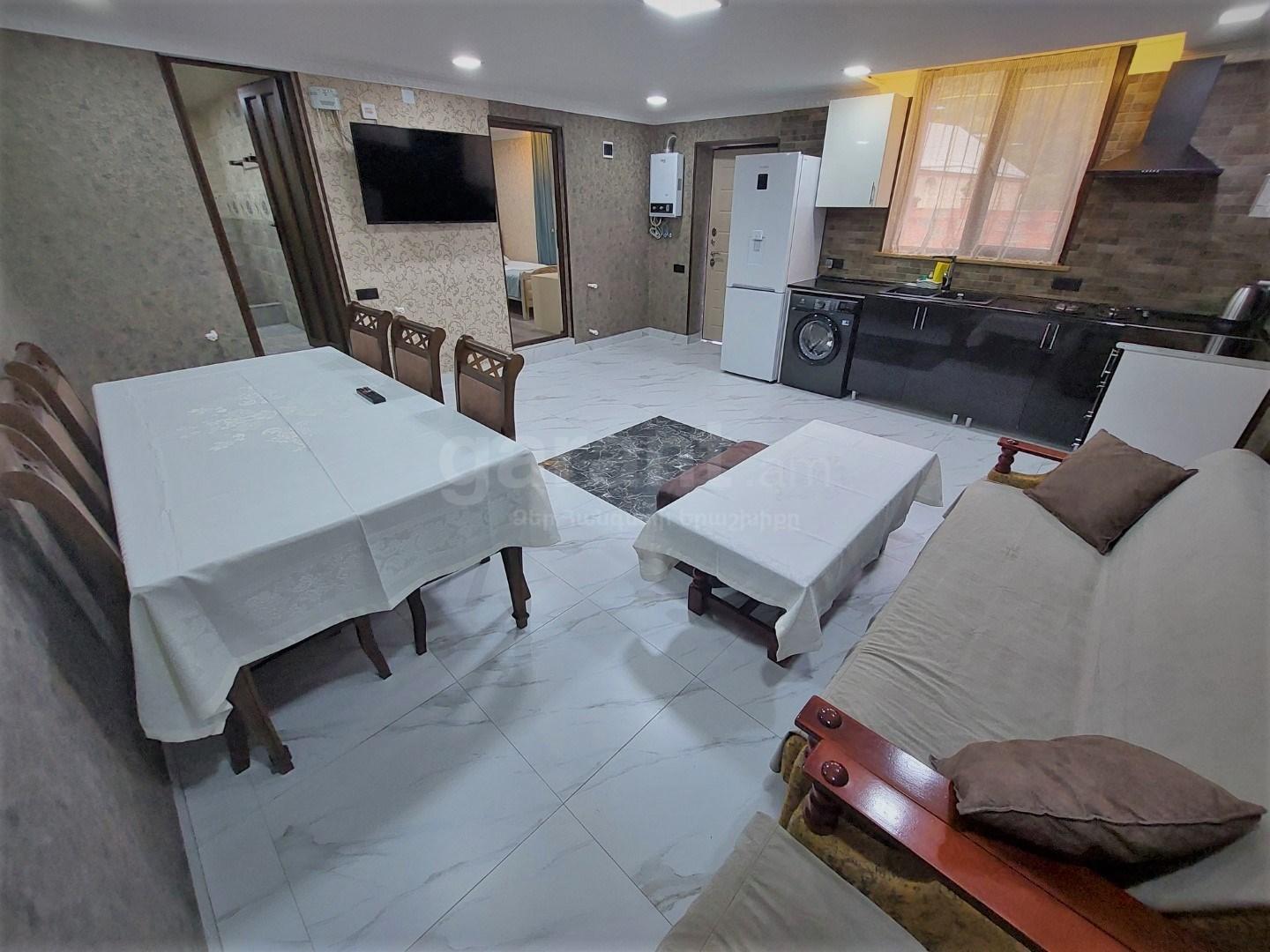 dilijan-ms-house-hangist