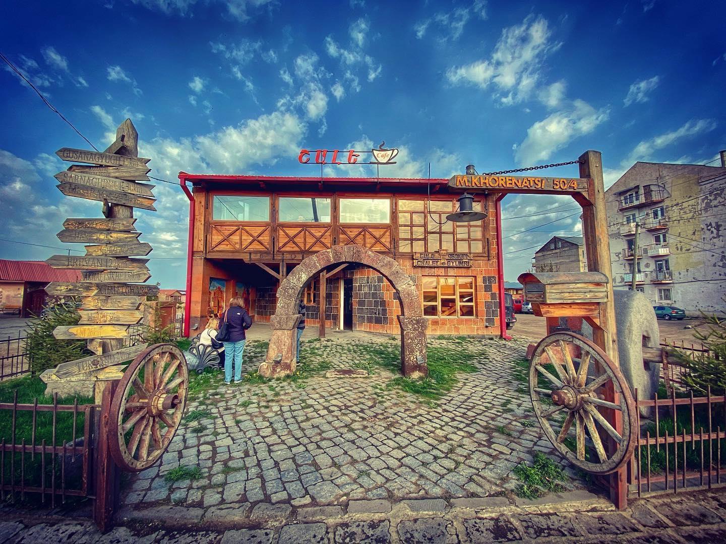 chalet-gyumri-hangist-breakfast