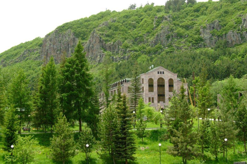 armenia-wellness-and-spa-jermuk-hangist