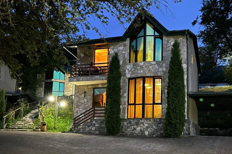 dilijan-park-resort-cottage-zexchov
