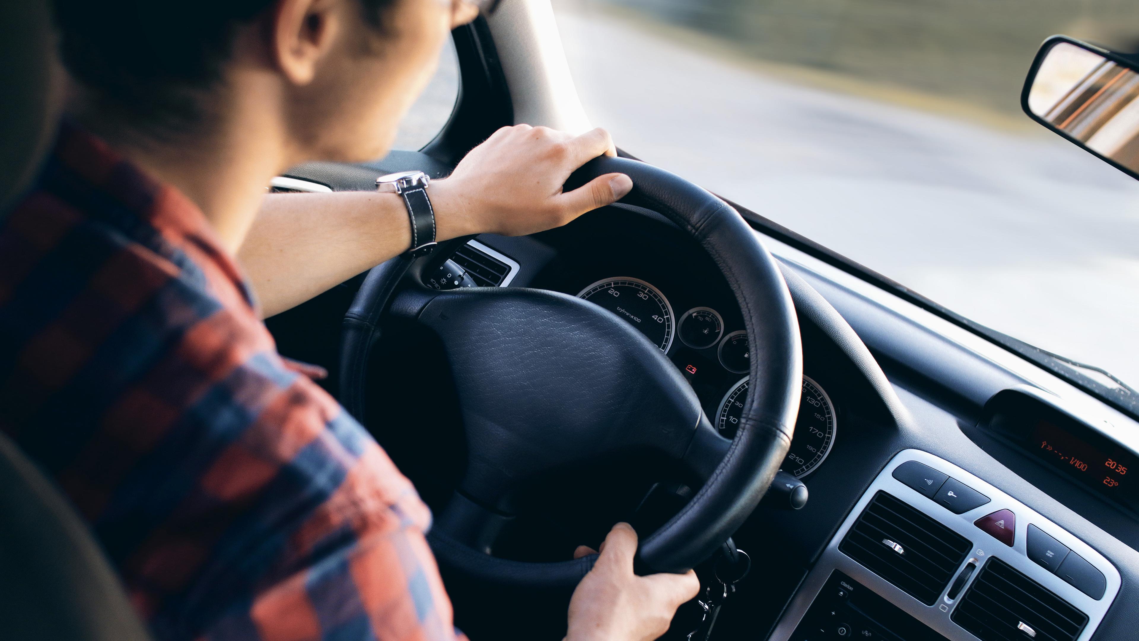 avtovarman-dasyntac-zexchov-easy-driving