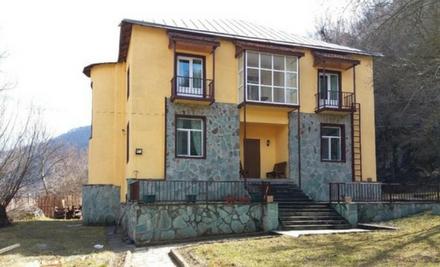 art-guesthouse-dilijan-hangist-zeghchov