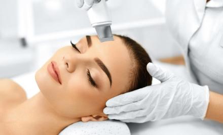 demqi-ultradzaynayin-maqrum-mersum-marina-salon