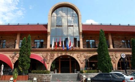 kecharis-hotel-caxkadzor-hangist-zexchov
