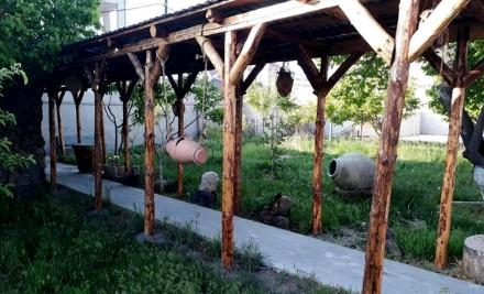 voskan-guesthouse-jrvezh-hangist-zexchov