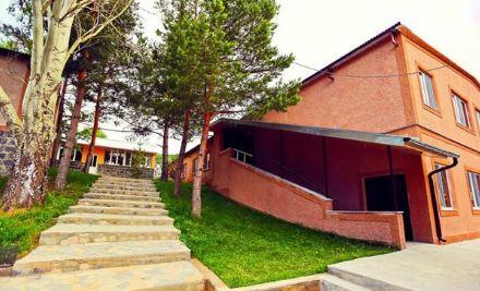 sion-resort-tsaghkadzor-hangist-loxavazan