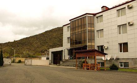 dian-hotel-kapan-hangist-zexchov