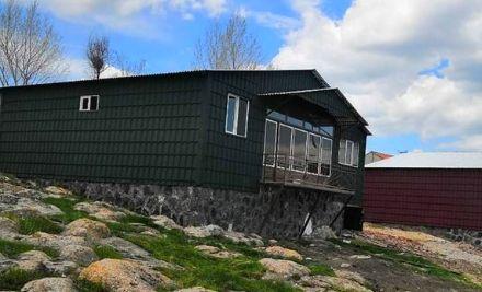 voske-loxap-sevan-cottage