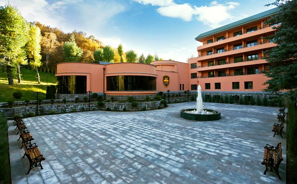 hankavan-nairi-spa-resort
