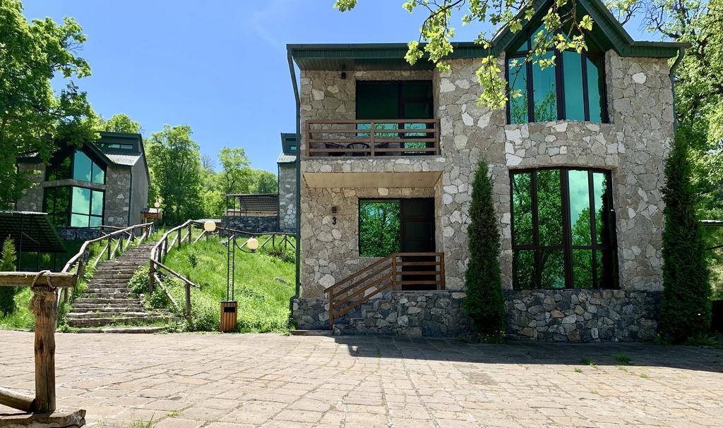 dilijan-villa-12-cottage