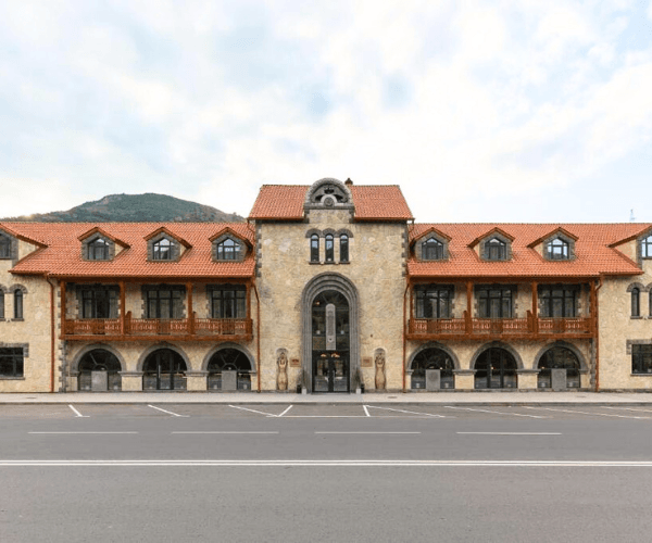 old-ijevan-boutique-hotel-pool-sauna-spa