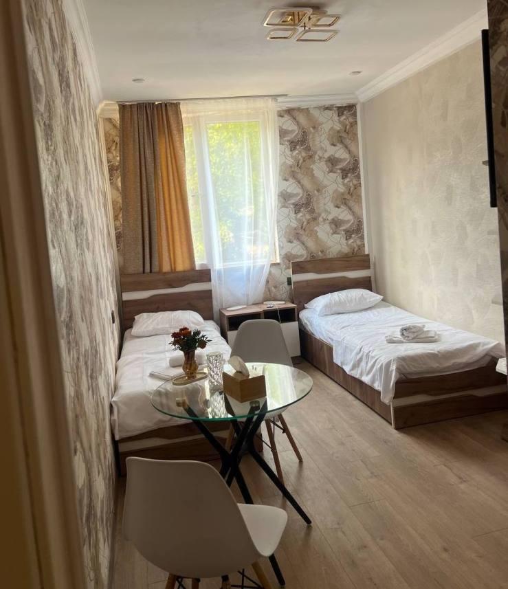 հյուրանոցային-համարներ-նախաճաշով