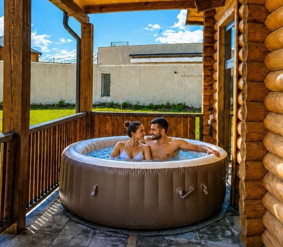 cottage-jakuzi-pool-in-aparan-armenia