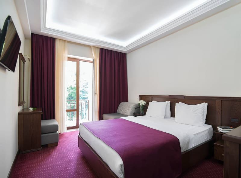elegant-tsaghkadzor-standart-room