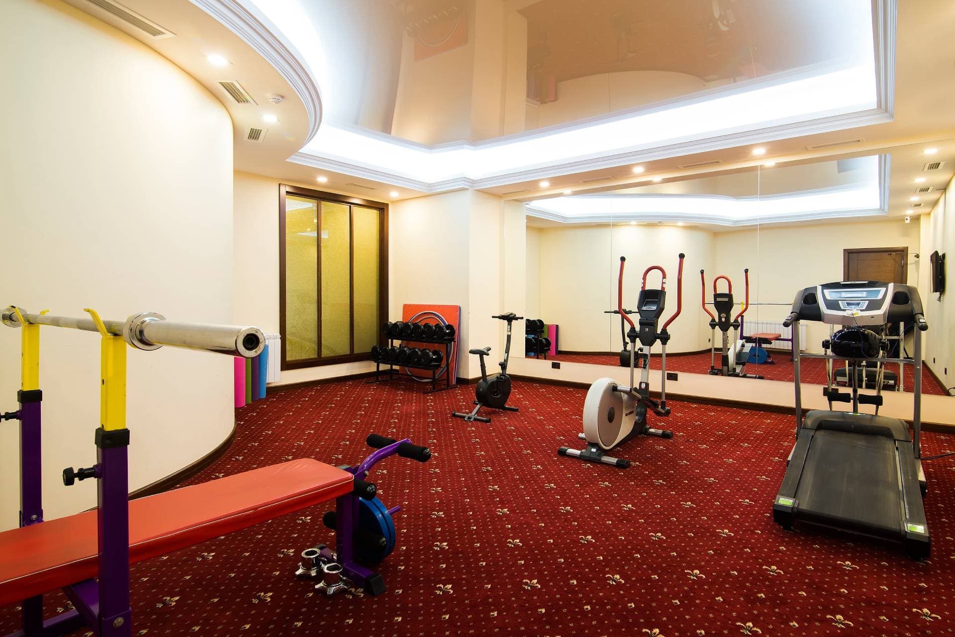 մարզասրահ-hotel-elegant