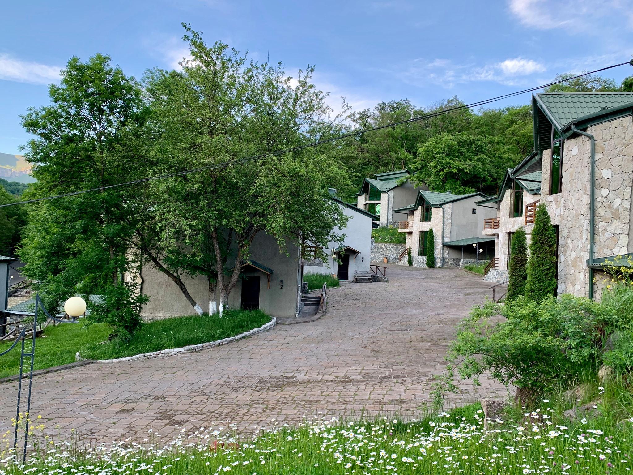 cottage-dilijan-park-resort