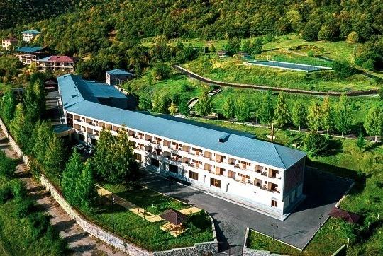 aghveran-crystal-resort-hotel