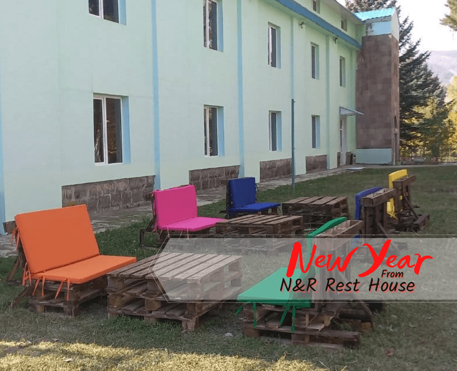 nor-tari-caxkadzor-n-and-r-rest-house