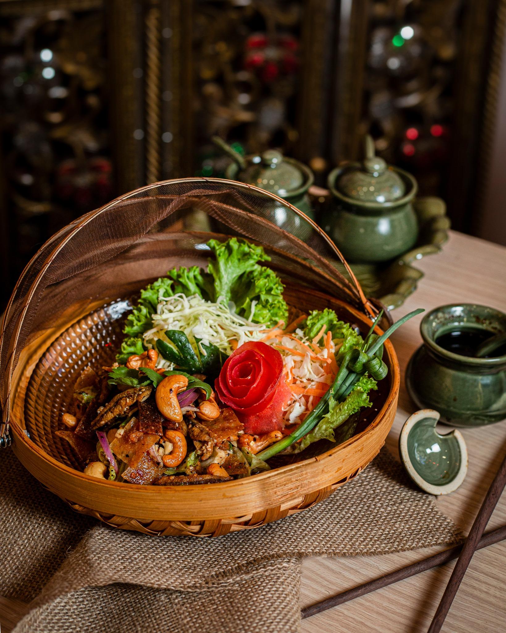spring-rolls-thailand-restaurant-yerevan
